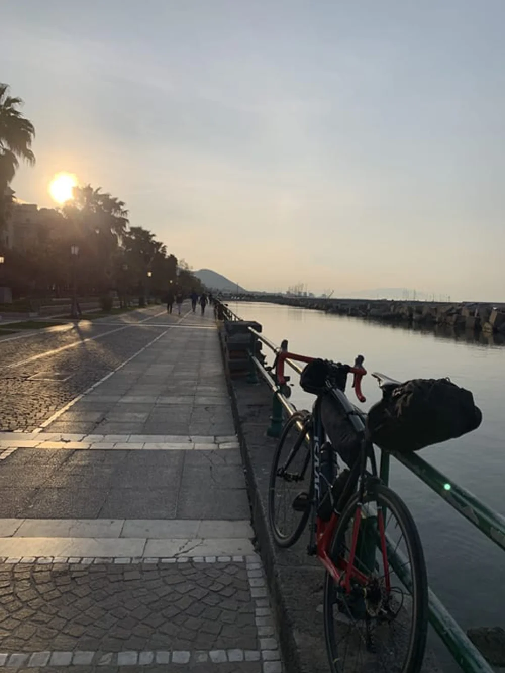 Zonsopgang-Salerno-Lungomare-scaled