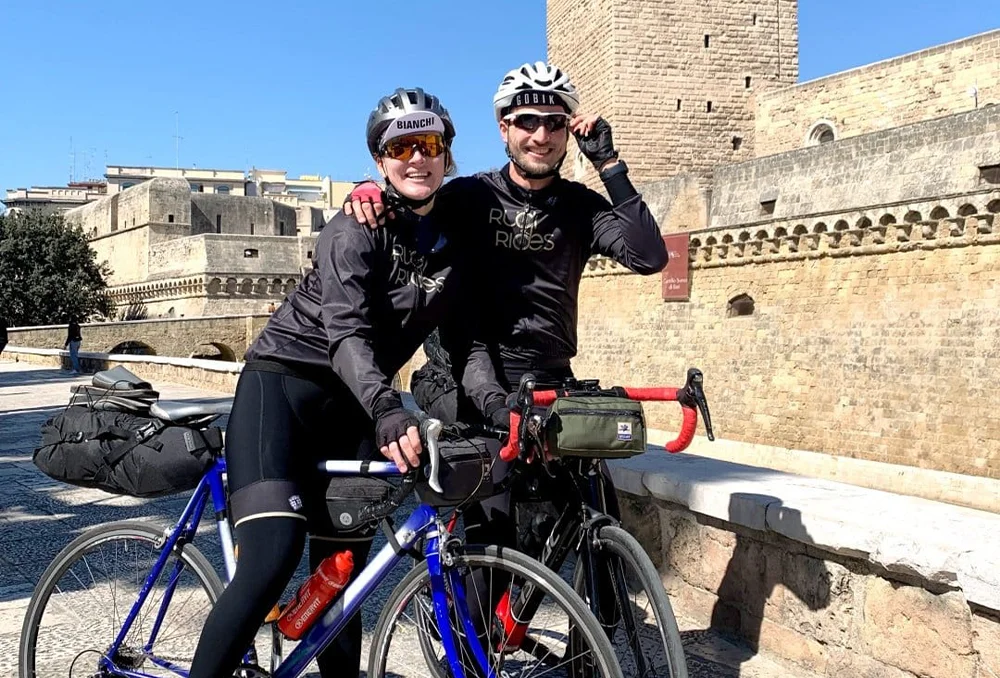 Start fietstocht Zuid-Italië in Bari Start van de fietstocht in Zuid-Italië vanaf Bari voor het kasteel tegenover onze B&B.